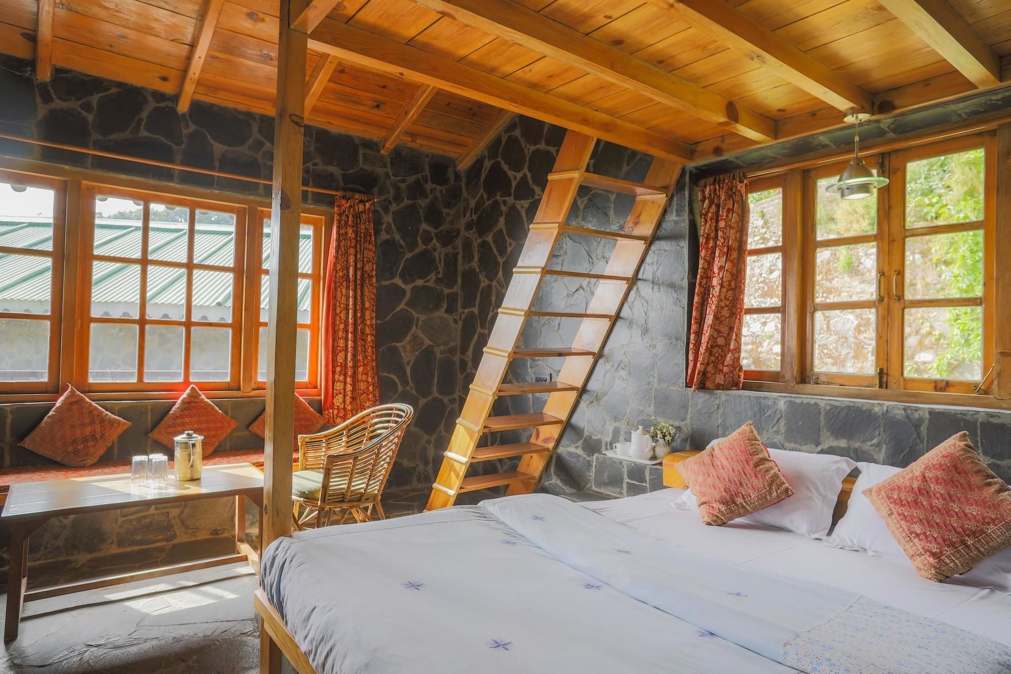 V Resorts The Nest Cottage 나이니탈 외부 사진